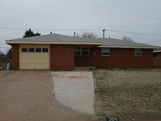 Foreclosed Home - 304 W CHISHOLM DR, 73750