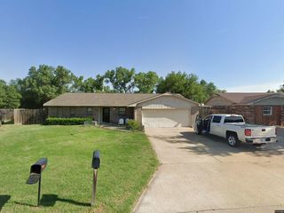 Foreclosed Home - 502 BENT CREEK DR, 73801