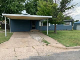 Foreclosed Home - 311 S ELLIS ST, 73858