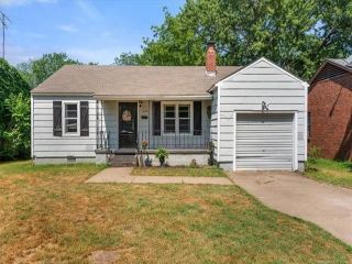 Foreclosed Home - 2143 S OSAGE AVE, 74003