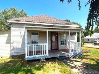 Foreclosed Home - 1600 W 2ND ST, 74003