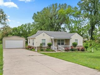 Foreclosed Home - 4001 TOLEDO RD, 74006