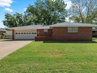 Foreclosed Home - 240 MEADOWLARK AVE, 74006