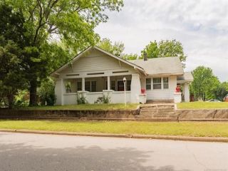Foreclosed Home - 302 W 7TH AVE, 74010