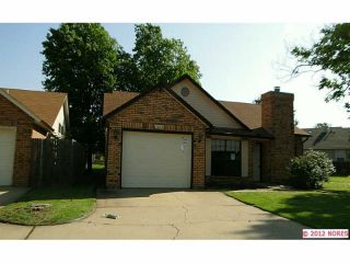 Foreclosed Home - 1606 W GARY ST, 74012