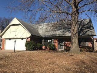 Foreclosed Home - 2012 W Nashville St, 74012