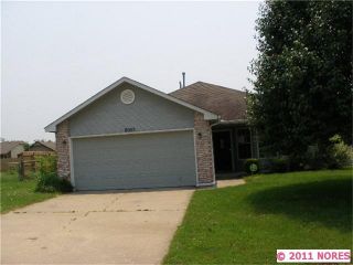Foreclosed Home - 8005 E NORMAN ST, 74014