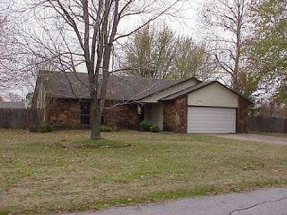 Foreclosed Home - 25104 WHIPPERWILL LN, 74014