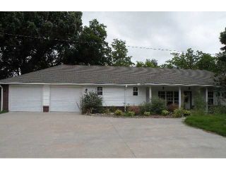 Foreclosed Home - 223 E 8TH ST, 74016