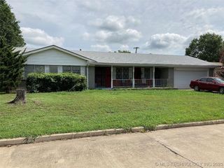 Foreclosed Home - 410 E WOODS LN, 74017