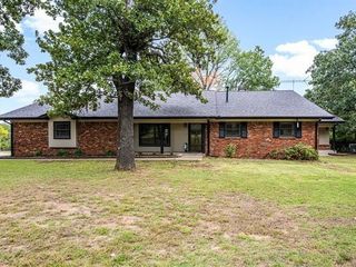 Foreclosed Home - 18587 S 4200 RD, 74017