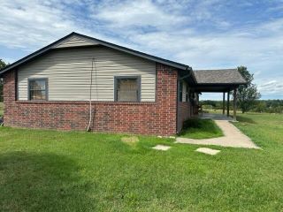 Foreclosed Home - 19305 E HIGHWAY 20, 74019