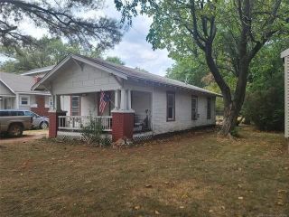 Foreclosed Home - 709 S WOOD AVE, 74035