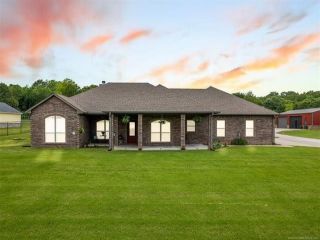 Foreclosed Home - 306 N BASIN RD, 74044