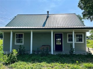 Foreclosed Home - 1104 S PINE ST, 74048