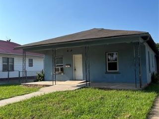 Foreclosed Home - 909 E 9TH ST, 74056