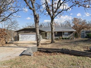 Foreclosed Home - 2107 TIMBER HILL DR, 74066