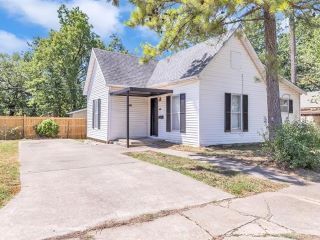 Foreclosed Home - 714 E LEE AVE, 74066