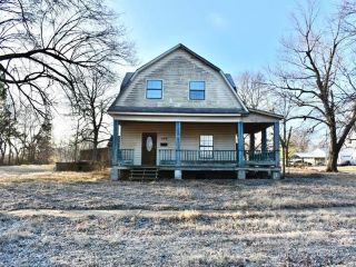 Foreclosed Home - 502 E 4TH ST, 74070