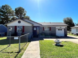 Foreclosed Home - 14 W ASH ST, 74070