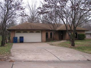Foreclosed Home - 1521 E WILL ROGERS DR, 74075