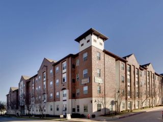 Foreclosed Home - 251 W MILLER AVE APT 102, 74075