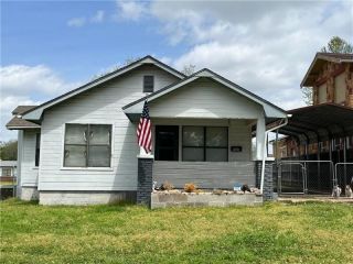 Foreclosed Home - 605 W 9TH ST, 74079