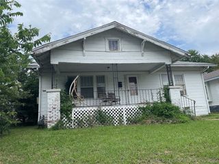 Foreclosed Home - 1231 N MAIN ST, 74106
