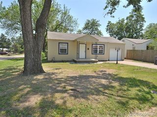 Foreclosed Home - 3504 W 43RD PL, 74107