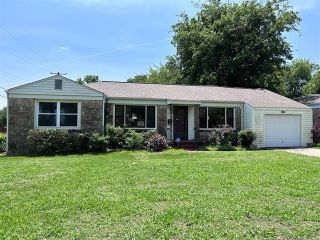 Foreclosed Home - 5424 E 7TH ST, 74112