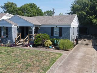 Foreclosed Home - 3157 E 21ST PL, 74114