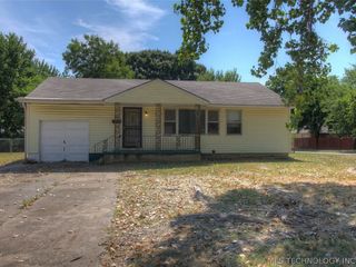 Foreclosed Home - 1803 N LOUISVILLE AVE, 74115