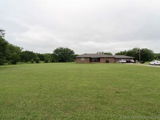 Foreclosed Home - 6000 N OSAGE DR, 74126