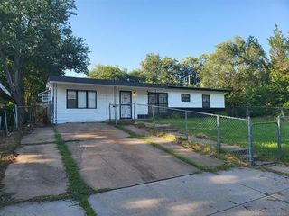 Foreclosed Home - 537 E 52ND ST N, 74126