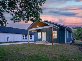 Foreclosed Home - List 100792904
