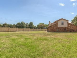 Foreclosed Home - 8716 E 80TH PL, 74133