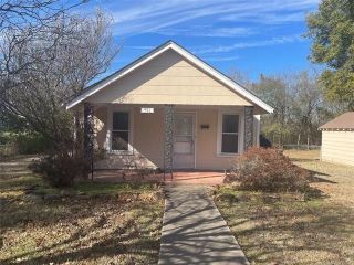 Foreclosed Home - 431 N 35TH ST, 74401