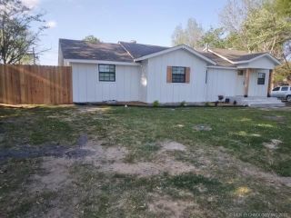 Foreclosed Home - 305 MCGEE ST, 74432