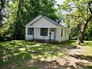 Foreclosed Home - 905 W MEACHAM ST, 74437