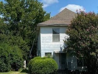 Foreclosed Home - 410 S 6TH ST, 74437