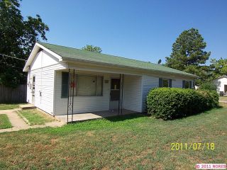 Foreclosed Home - 610 W 15TH ST, 74447