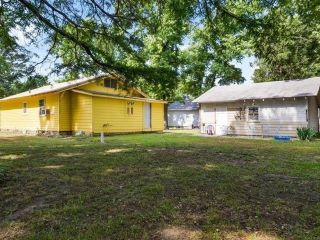 Foreclosed Home - 1315 W 5TH ST, 74447