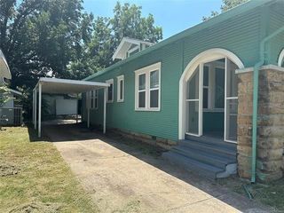 Foreclosed Home - 1400 E 8TH ST, 74447