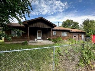 Foreclosed Home - 1501 N BRYAN ST, 74447