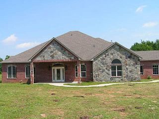 Foreclosed Home - 283 W BROOKEN MT RD, 74462
