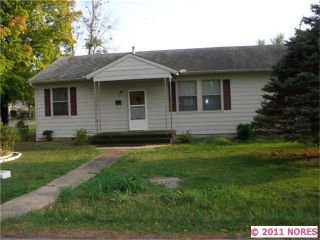 Foreclosed Home - 318 E SHAWNEE ST, 74464