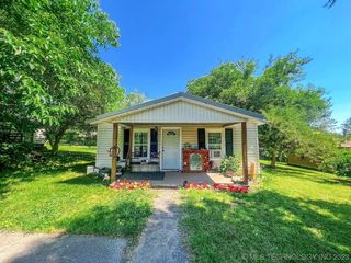 Foreclosed Home - 1014 W CHOCTAW ST, 74464
