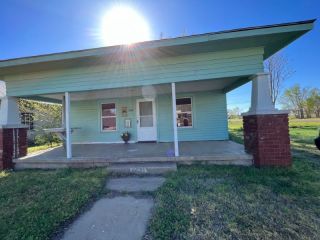 Foreclosed Home - 504 S 3RD ST, 74601