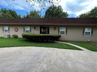 Foreclosed Home - 1819 W MAIN ST, 74701