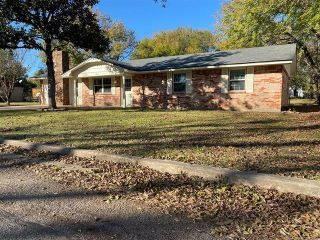Foreclosed Home - 1426 OLIVE ST, 74701